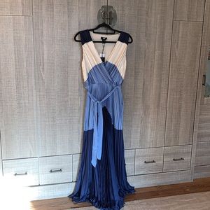 DKNY Pleated‎ Colorblocked Gown